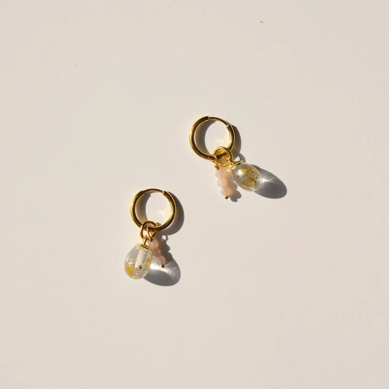 Party Time! Earring - Transparent gold leaf glitter - Image 2